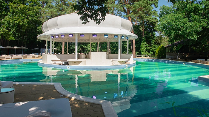 pool4